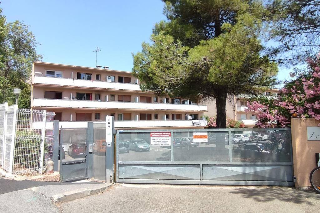 Michelet Studio Climatise Avec Balcon Et Parking Ferme Montpellier Exterior foto